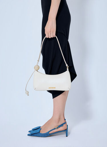 LN-CC® - Jacquemus: Le Bisou Perle Shoulder Bag - Beige Jacquemus Le Bisou Perle Shoulder Bag Beige jac0266072