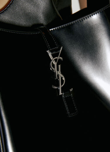 Saint Laurent Le 5 à 7 Supple Smal Shoulder Bag Black sla0254088