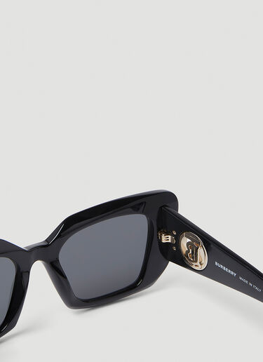 Burberry Daisy Sunglasses Black lxb0253006