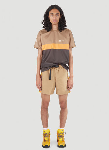 adidas by Human Made HM 图案印花 T 恤 棕色 ahm0146006
