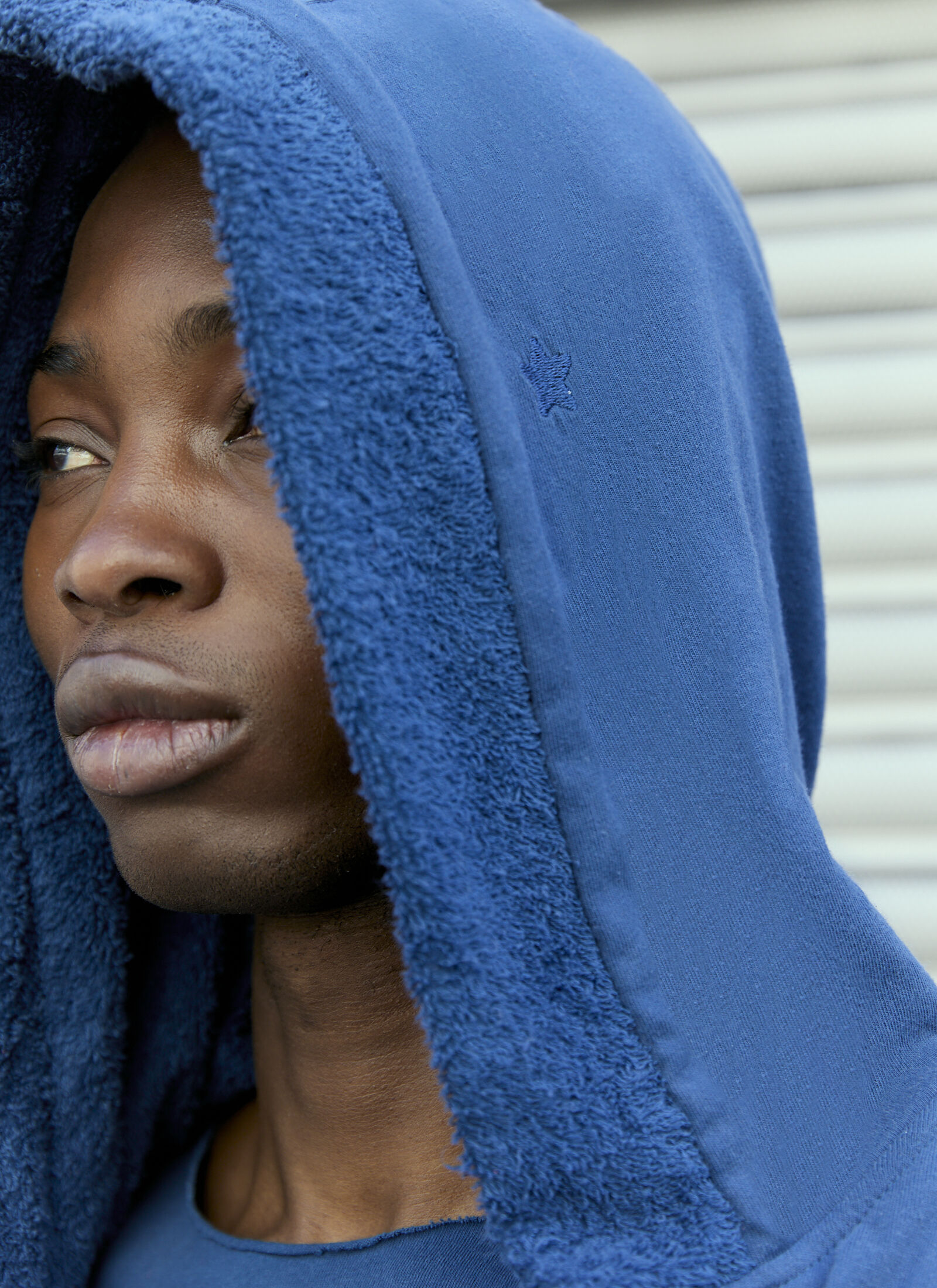 GREG ROSS Men's' Reversible Towel Hooded Sweatshirt in Blue | LN-CC®