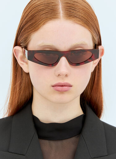 Gucci Cat-Eye Frame Sunglasses Red gus0258002