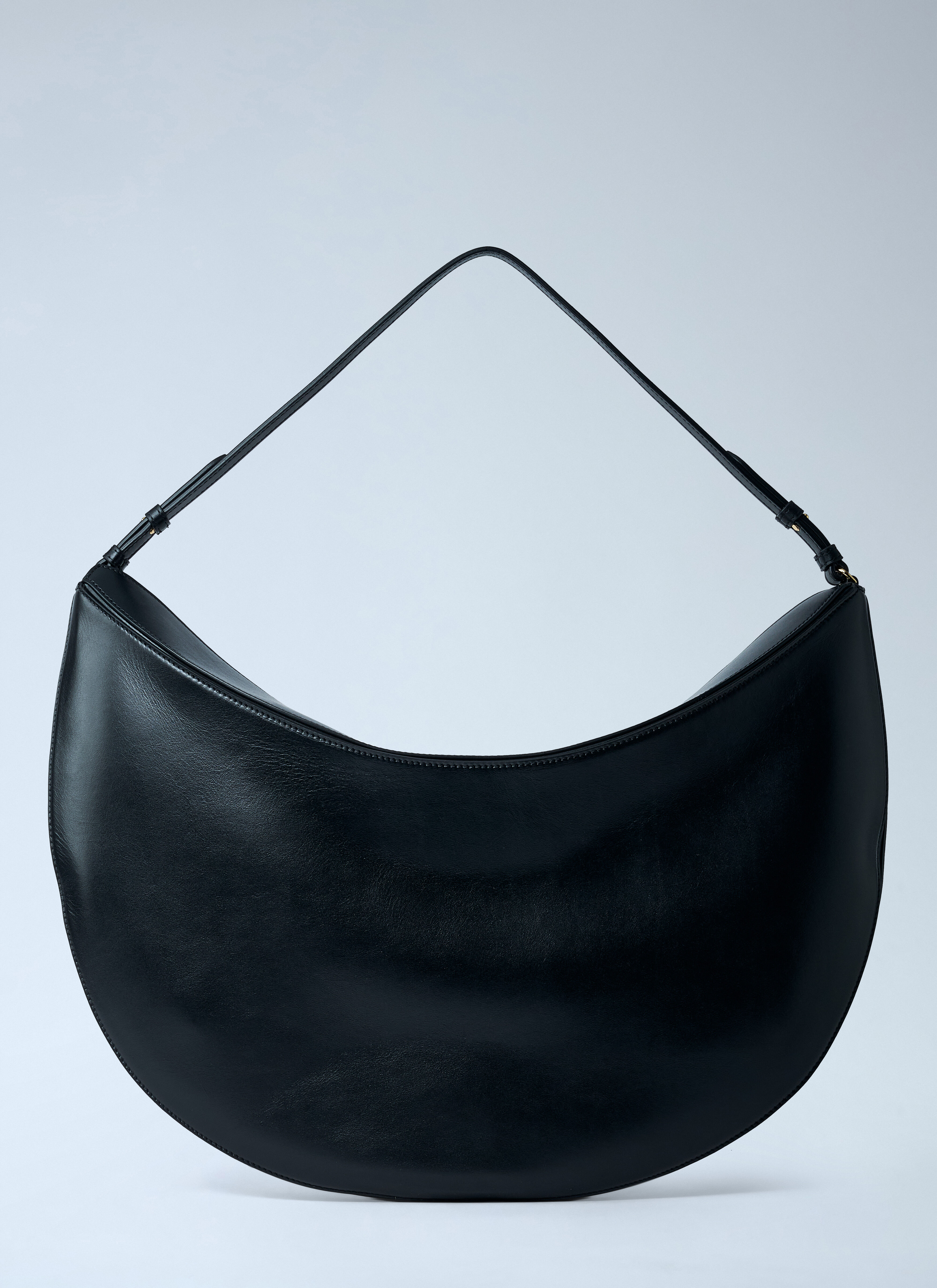 Jacquemus Women's' Le Calisso Shoulder Bag in Black | LN-CC®
