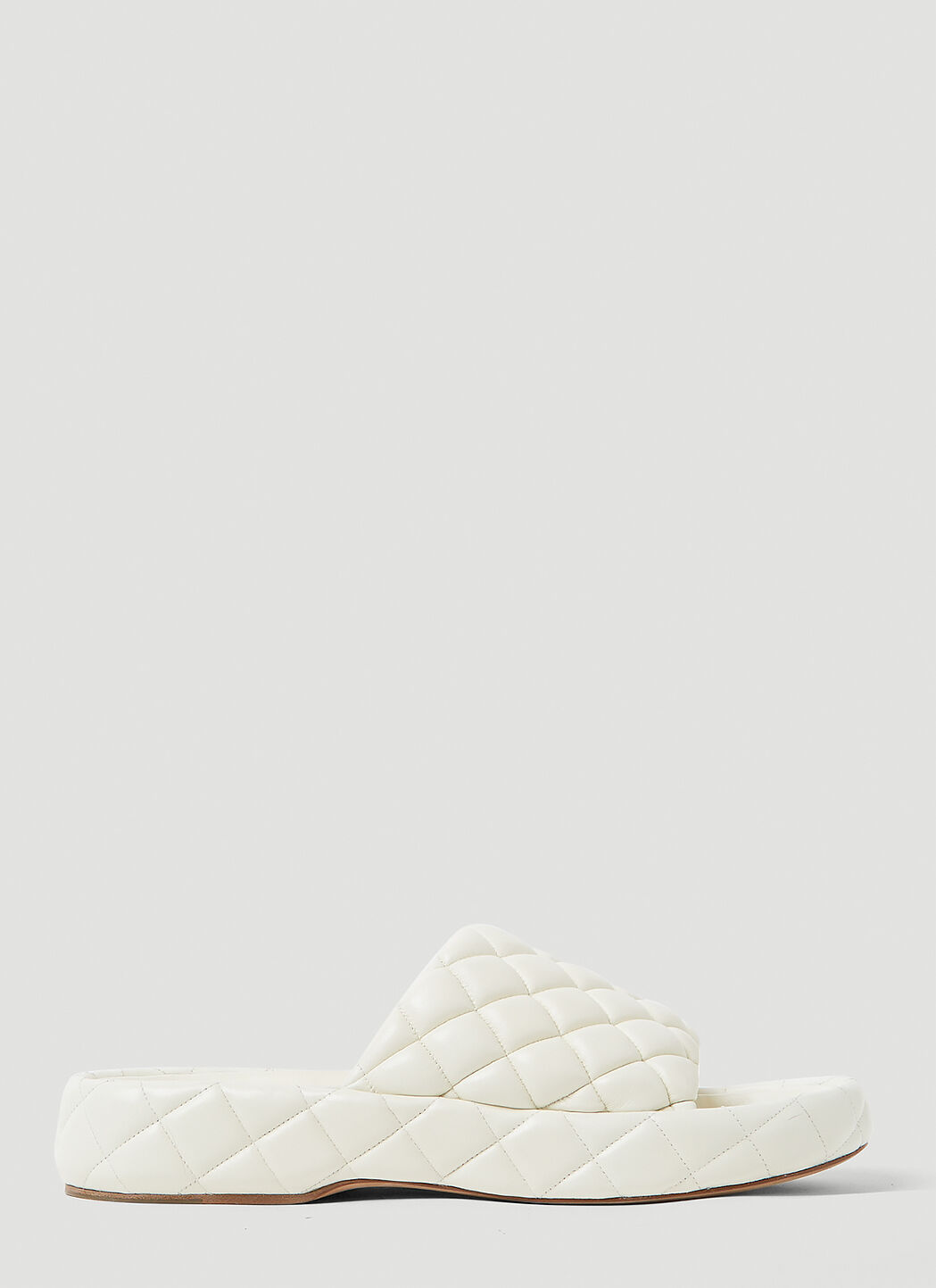 Bottega veneta on sale white padded sandals