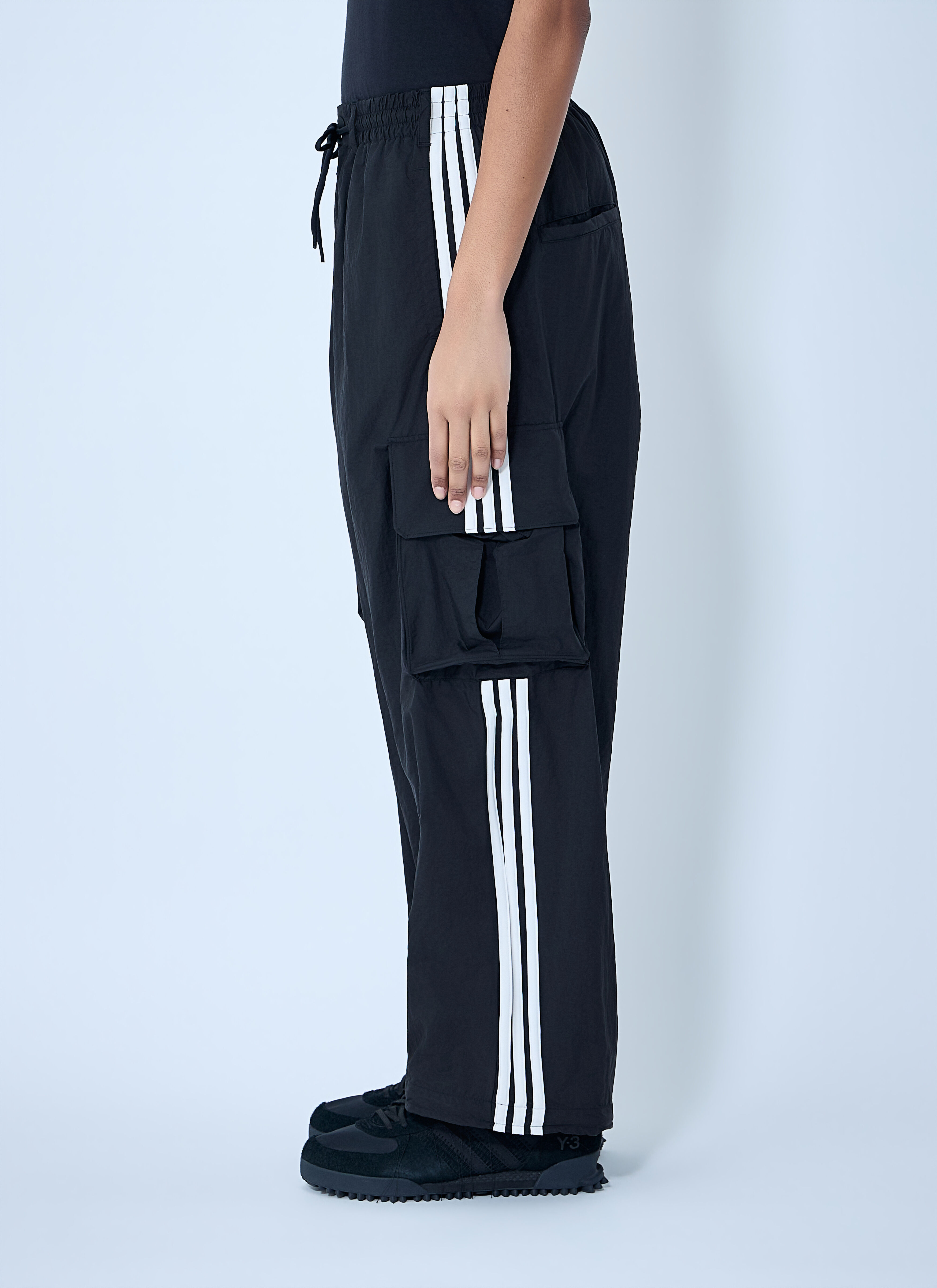 Y-3 Women's' Nylon Wired Cargo Pants in Black | LN-CC®