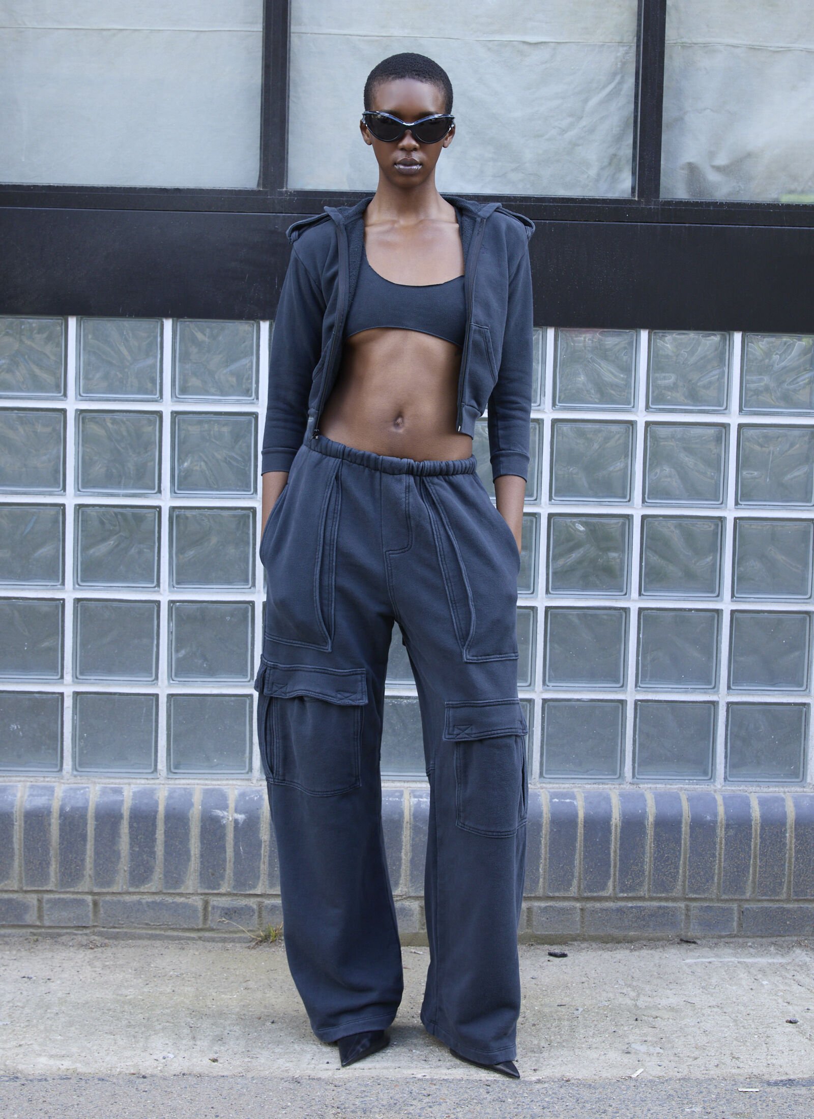 GREG ROSS Women s Cargo Track Pants in Black LN CC