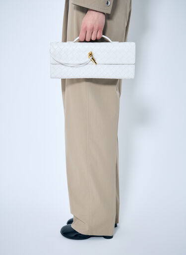 Bottega Veneta 롱 안디아모 클러치 화이트 bov0259076