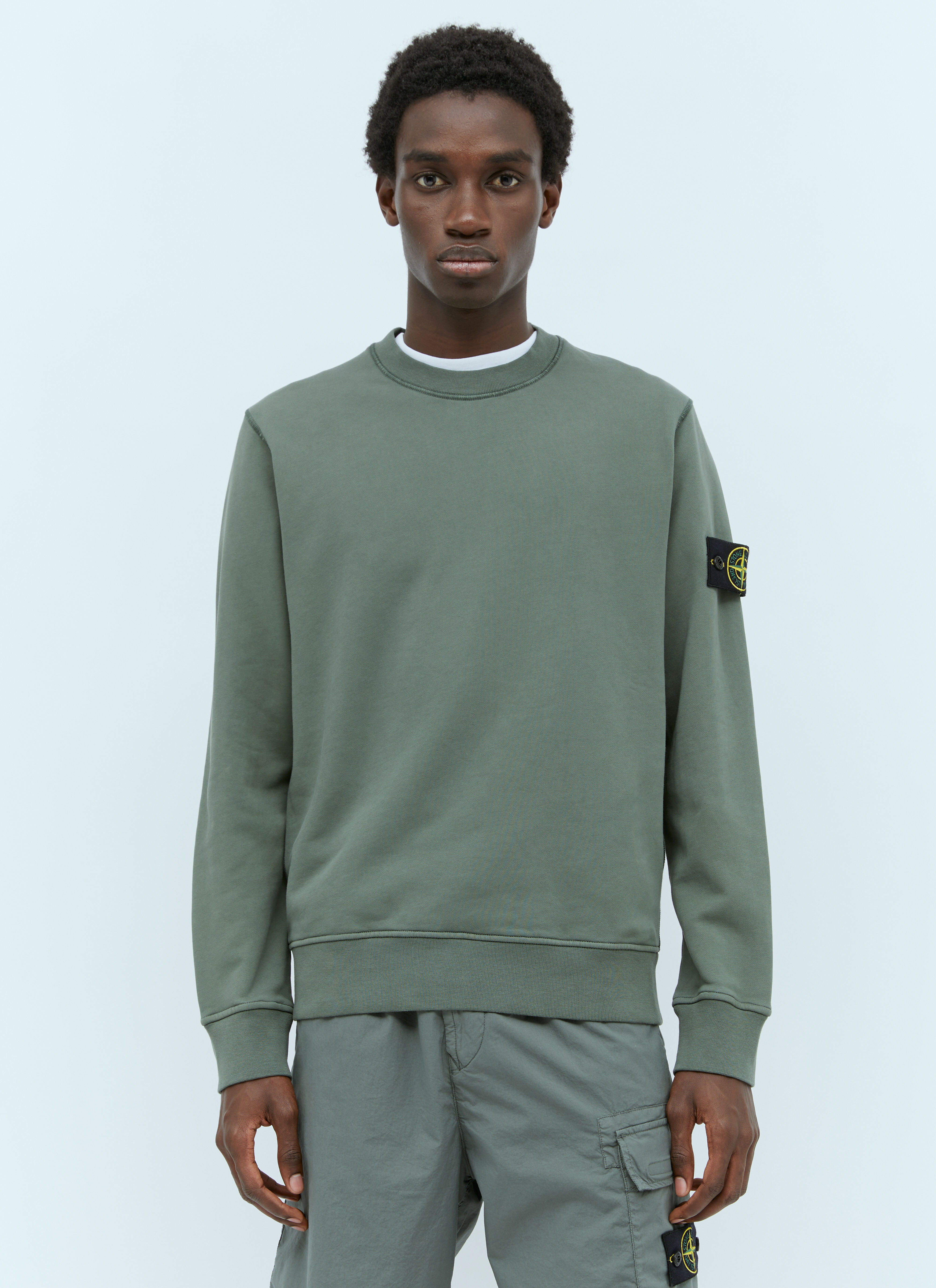 Stone Island Logo Patch Sweatshirt Grey sto0156026