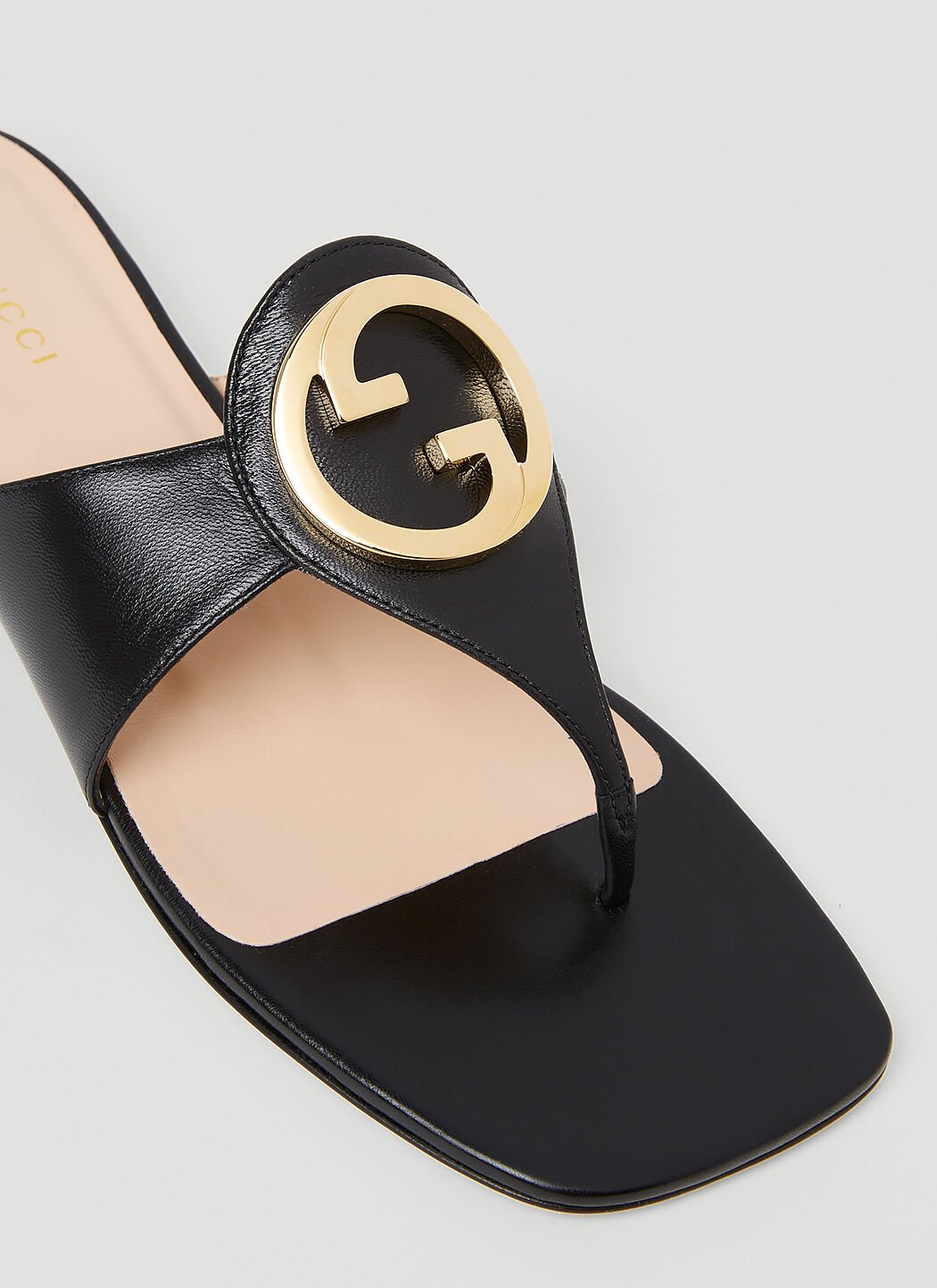 Gucci thong slippers store