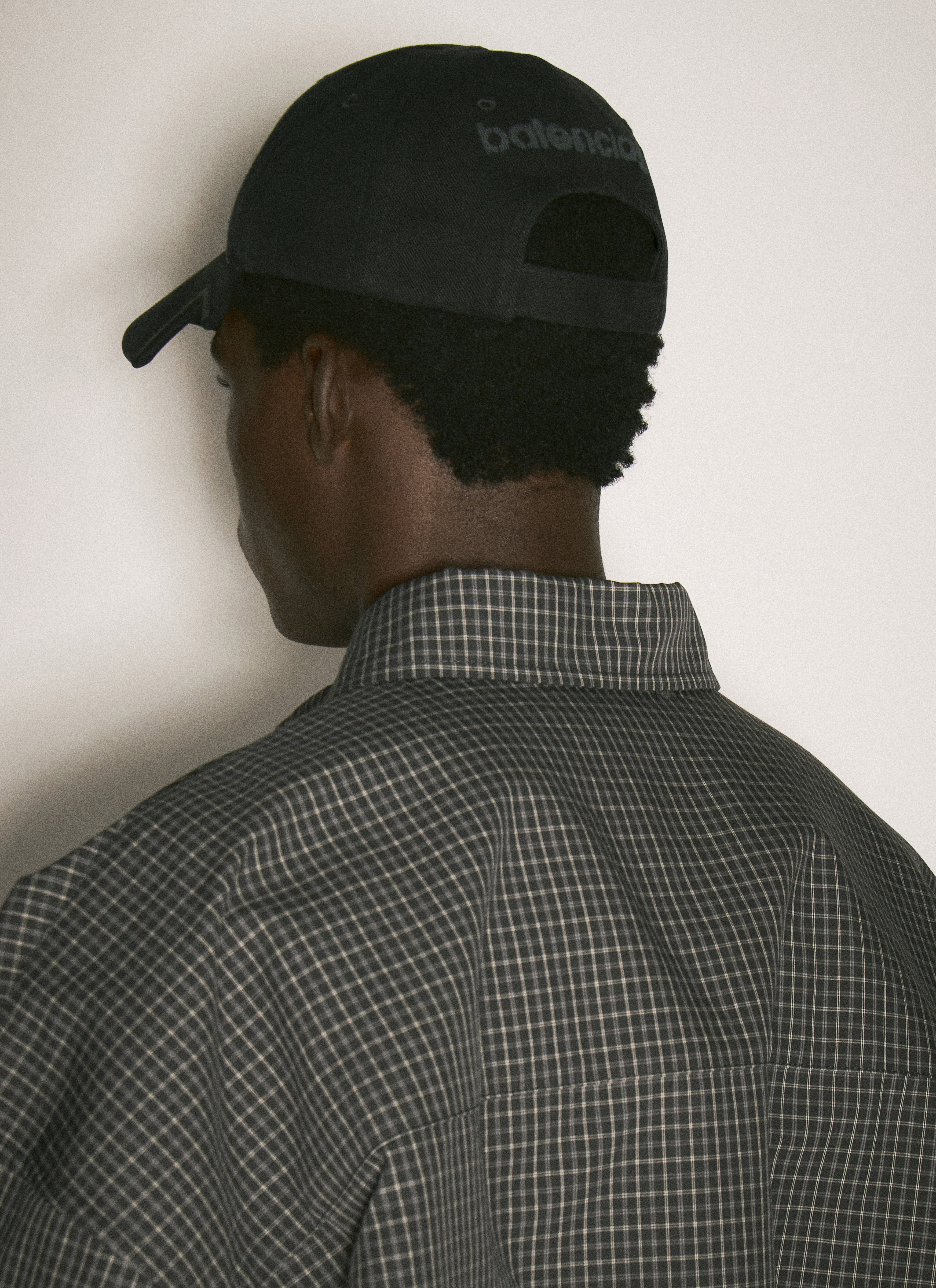 Balenciaga Men's' 3B Stencil Baseball Cap in Black | LN-CC®