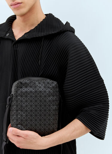 Bao Bao Issey Miyake Voyager ワントーン ショルダーバッグ ブラック bao0158002