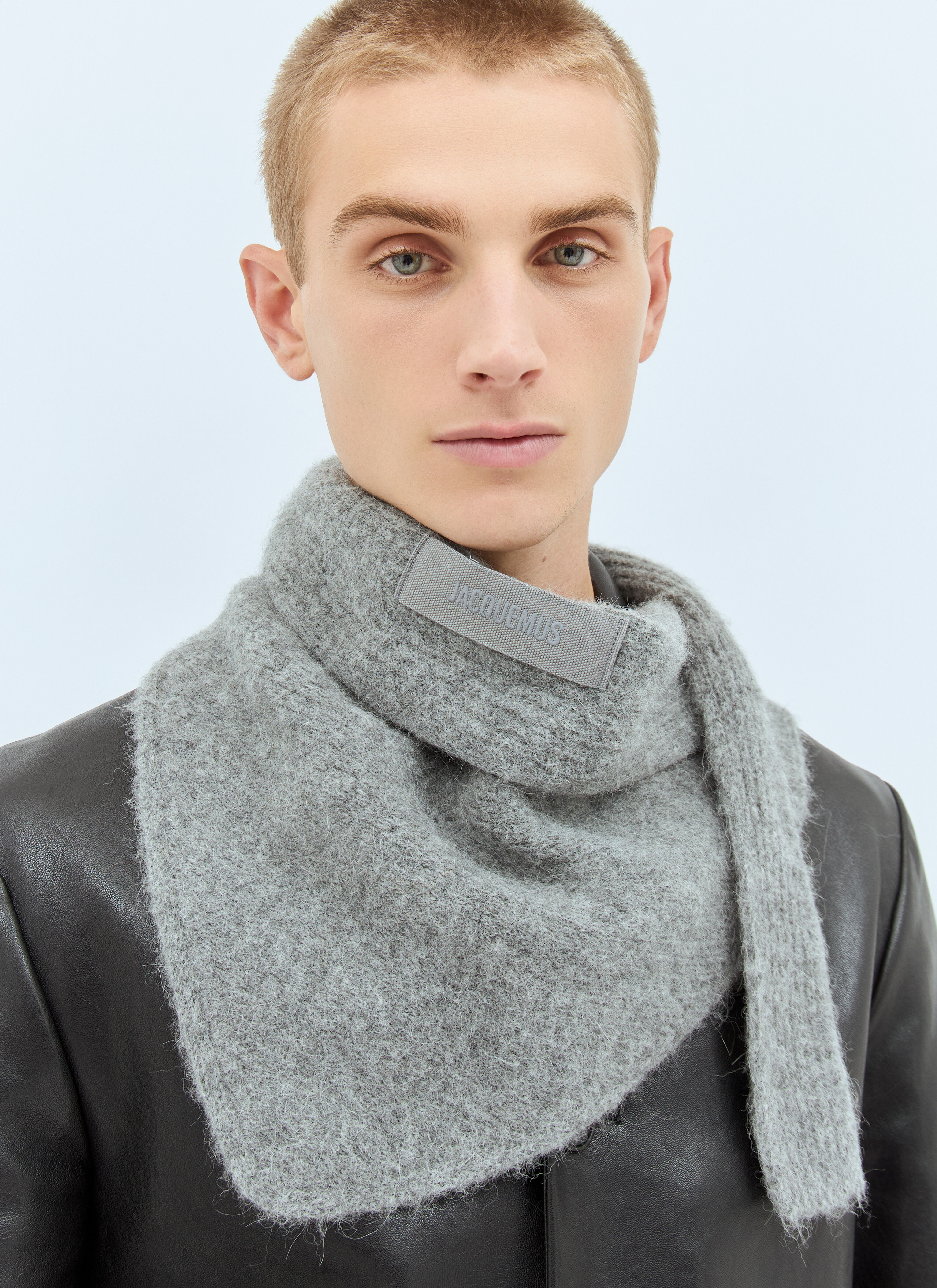 Jacquemus Men's' Le Chale Gros Grain Scarf in Dark Grey | LN-CC®