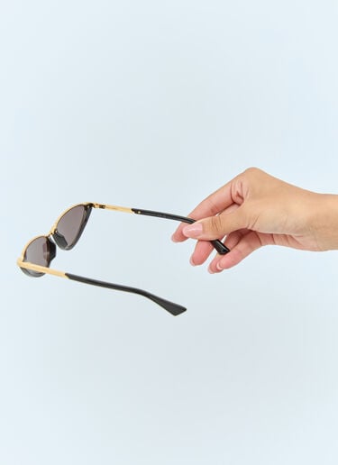 Classic Cat-Eye Sunglasses Bottega Veneta Classic Cat-Eye Sunglasses Black bos0258003