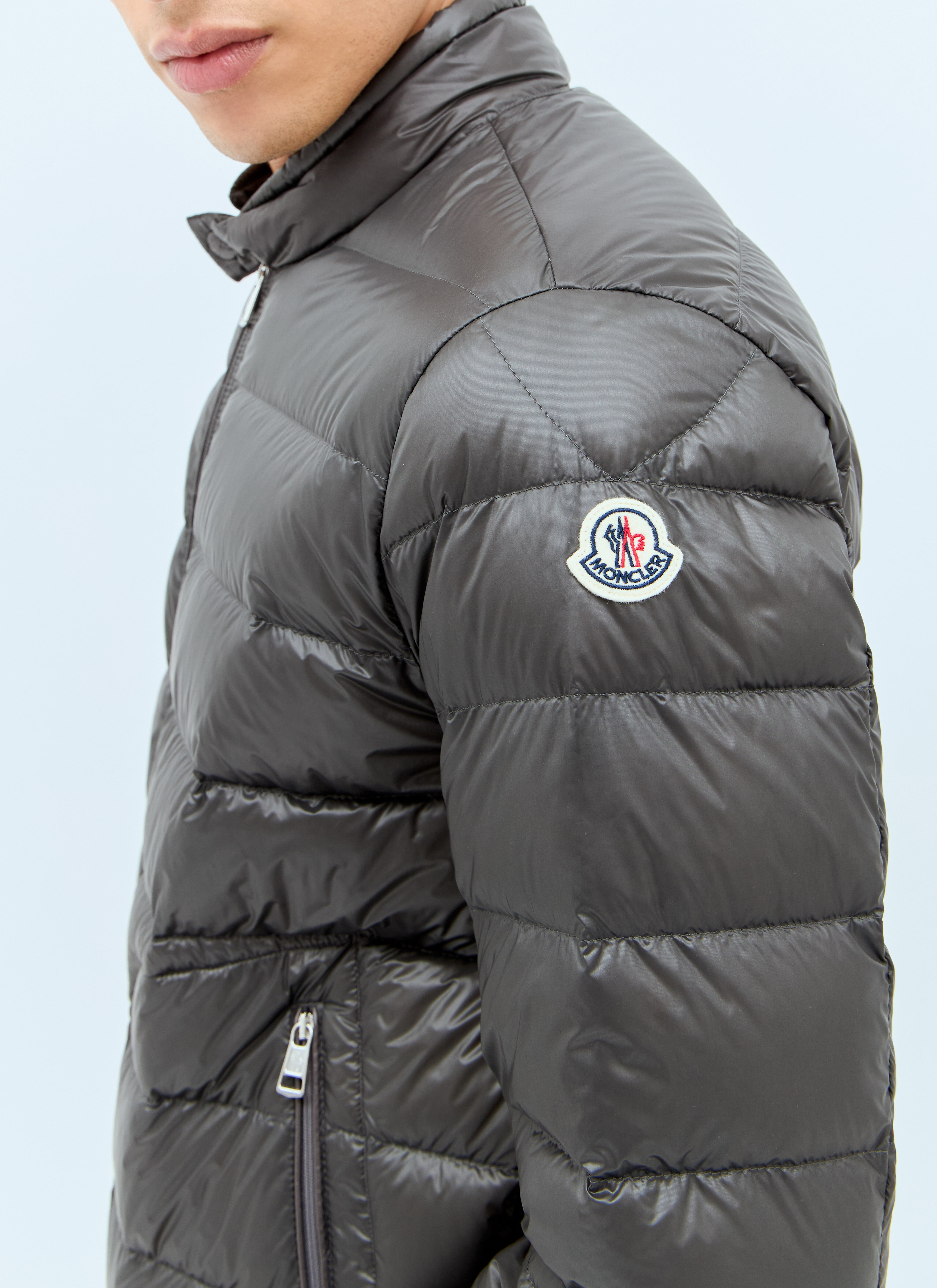 Moncler Men s Acorus Short Down Jacket in Grey LN CC