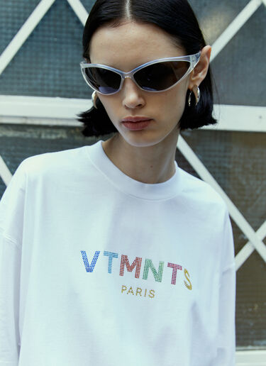 VTMNTS クリスタル エンベリッシュド ロゴTシャツ ホワイト vtm0354004