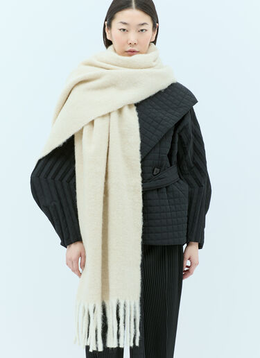 Issey Miyake Alpaca Fringe Scarf Cream ism0255014