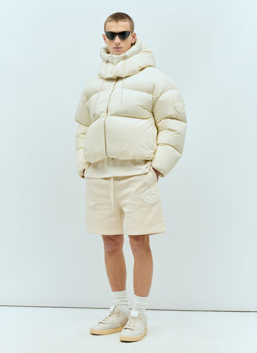 Moncler x Roc Nation designed by Jay-Z ロゴパッチ トラックショートパンツ クリーム mrn0156011