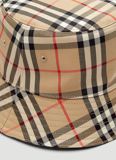 Burberry Classic Check Bucket Hat in Beige Black bur0336001