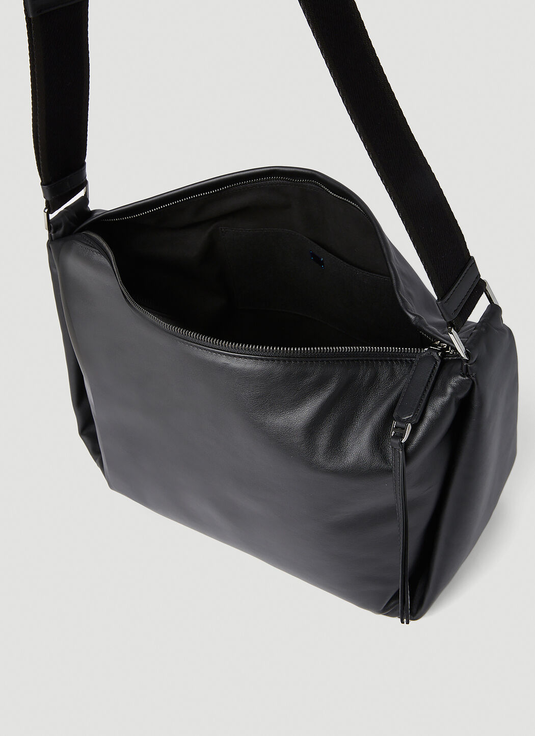 Dolce & Gabbana Soft Shoulder Bag in Black | LN-CC