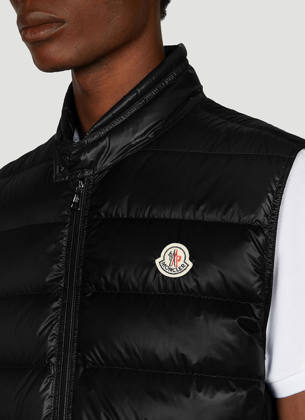 Moncler gui vest on sale black