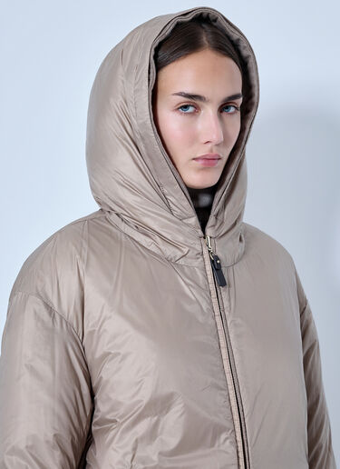 LN-CC® - Max Mara: Reversible Cashmere Puffer Jacket - Beige Max Mara Reversible Cashmere Puffer Jacket Beige max0266154