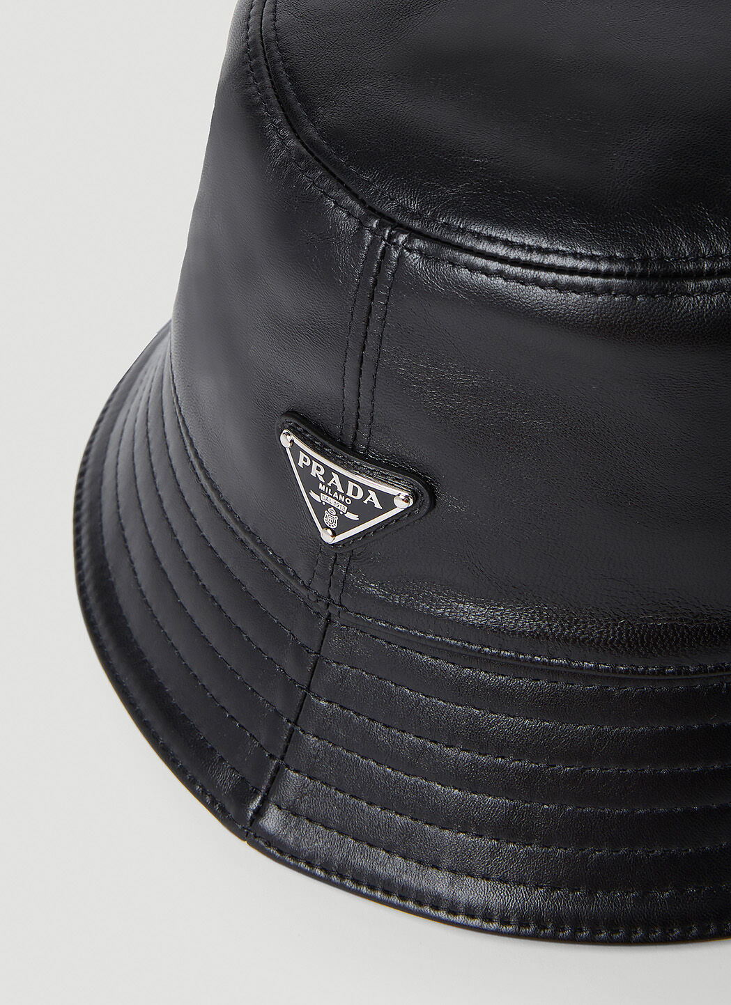 Prada Men s Leather Logo Plaque Bucket Hat in Black LN CC