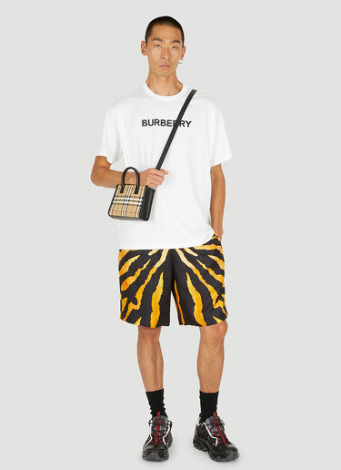 Burberry 로고 프린트 티셔츠 White bur0149010