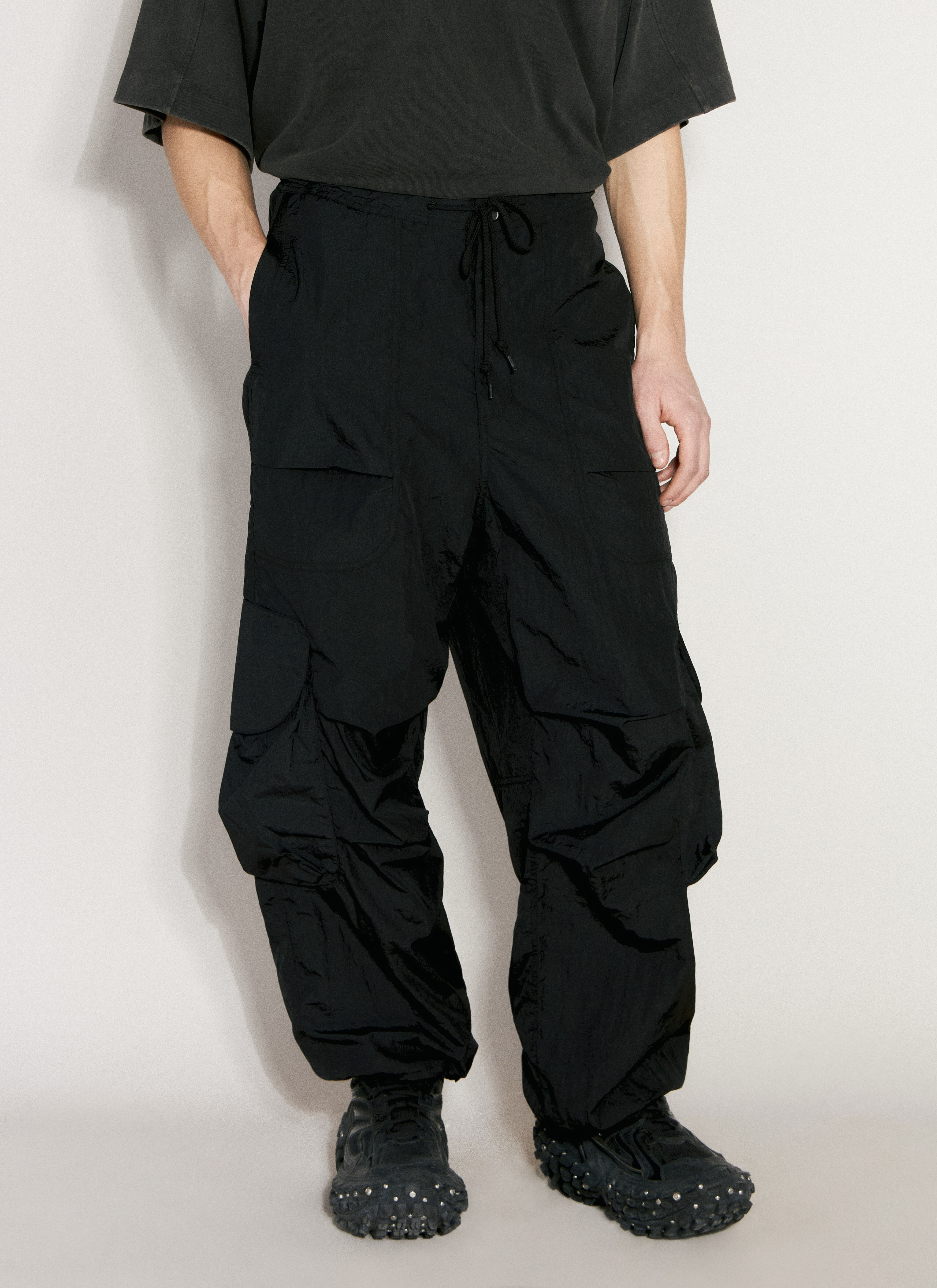 Aaron Esh Freight Cargo Pants Black ash0154008