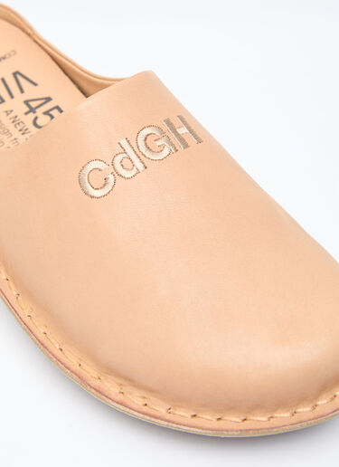 Comme des Garçons Homme x VIBAe Leather Slip-On Shoes Beige chv0156002