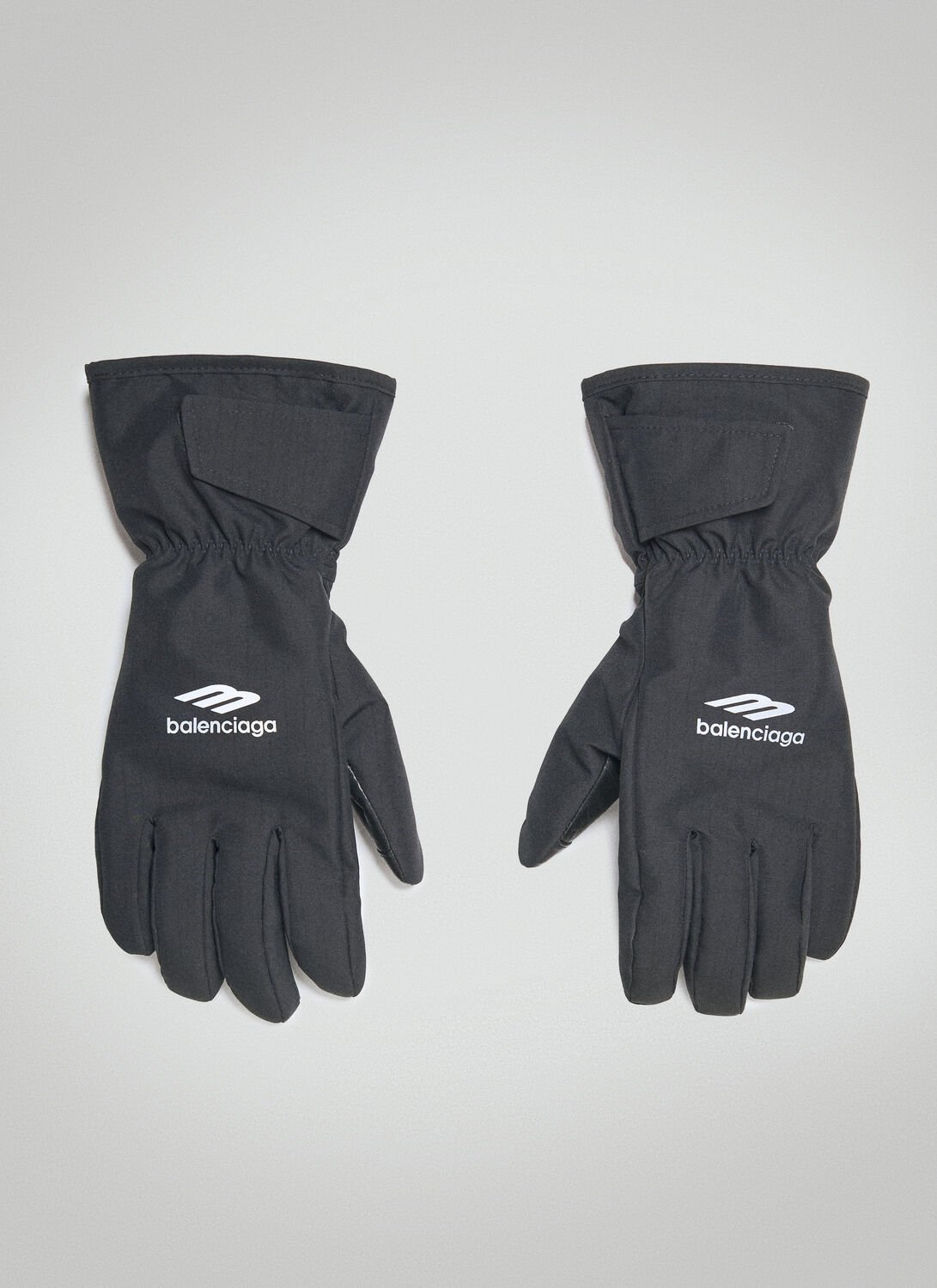Shop Balenciaga 3b Sports Icon Ski Gloves In Black