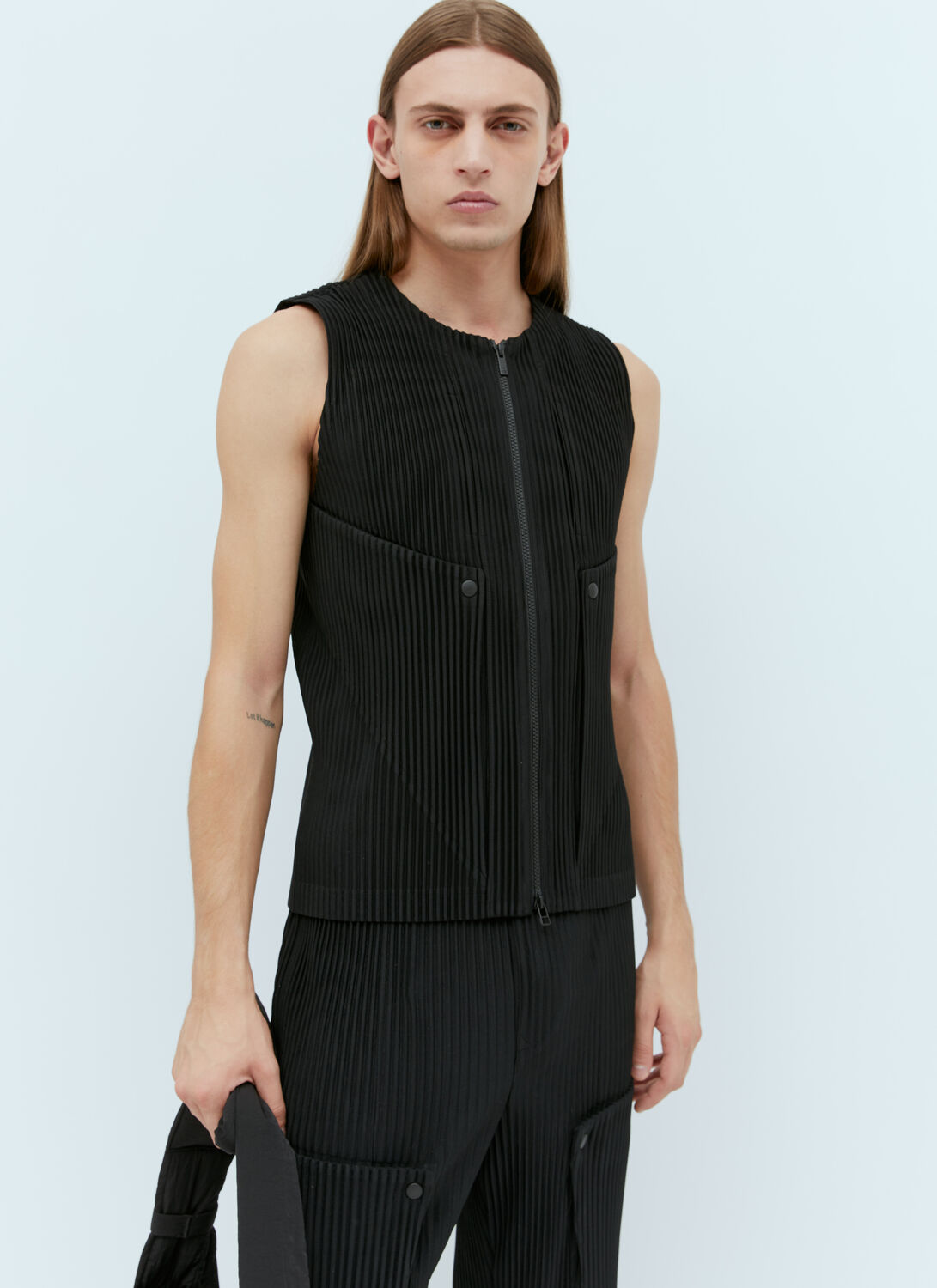 Issey Miyake Homme Plisse  Mens Black Unfold Pleated Knitted Vest