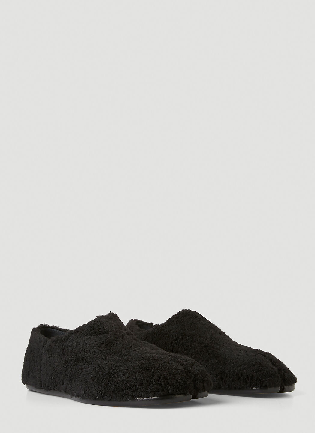 Maison Margiela Tabi Shearling Babouche Shoes in Black LN CC