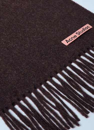 流苏羊毛围巾 Acne Studios 流苏羊毛围巾 棕色 acn0259022