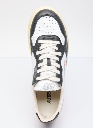 Medalist Low Top Sneakers Autry Medalist Low Top Sneakers White aut0156002