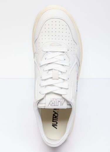 Medalist Low Top Sneakers Autry Medalist Low Top Sneakers White aut0256001