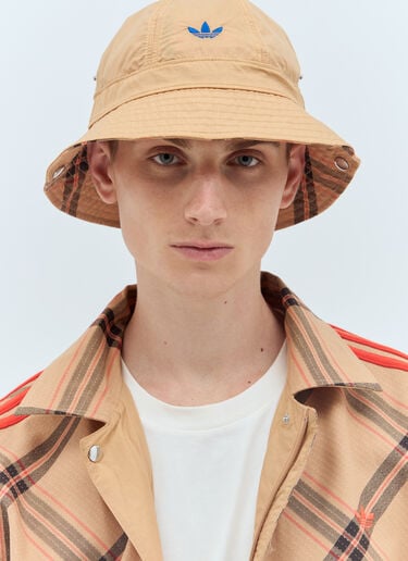 リバーシブルバケットハット adidas by Wales Bonner リバーシブルバケットハット ベージュ awb0357019