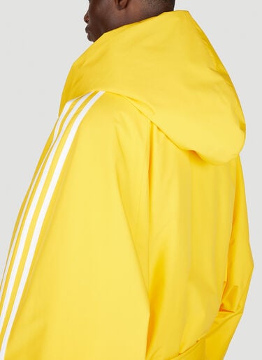 Padded Bathrobe Style Coat Balenciaga x adidas Padded Bathrobe Style Coat Yellow axb0151004