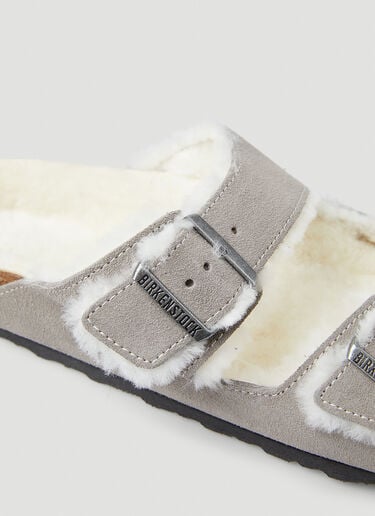 Birkenstock Arizona 羊毛皮双带凉鞋 灰 brk0349010