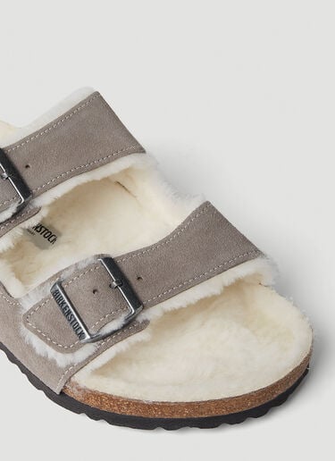 Birkenstock Arizona 羊毛皮双带凉鞋 灰 brk0349010