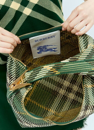 Medium Peg Duffle Handbag Burberry Medium Peg Duffle Handbag Green bur0255099
