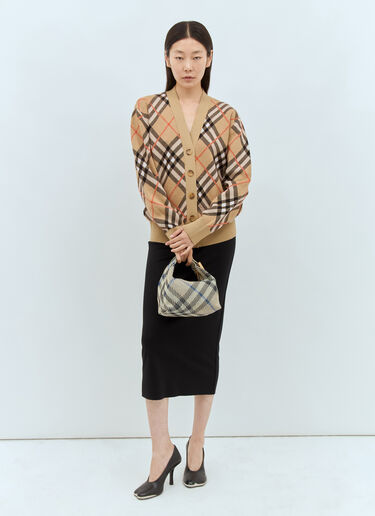 체크 울 혼방 가디건 Burberry 체크 울 혼방 가디건 베이지 bur0257007