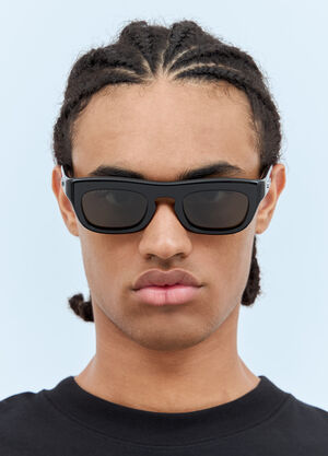 Gucci Rectangular Frame Sunglasses Black gus0158001