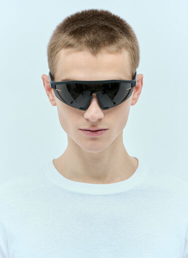 PS 03ZS 선글라스 Prada Linea Rossa PS 03ZS 선글라스 블랙 lpl0355002