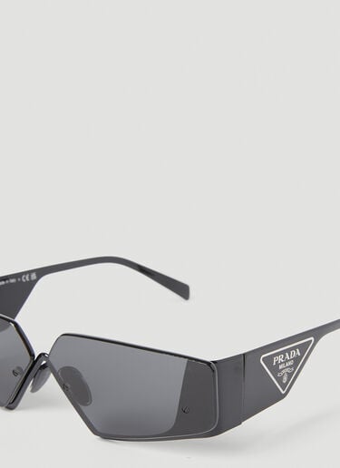 Runway Sunglasses Prada Runway Sunglasses Black lpr0151005