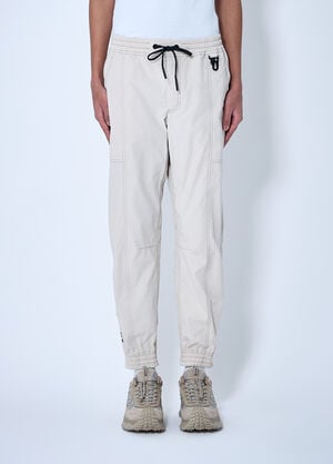 Moncler Grenoble Logo Patch Cargo Pants Beige mog0159003