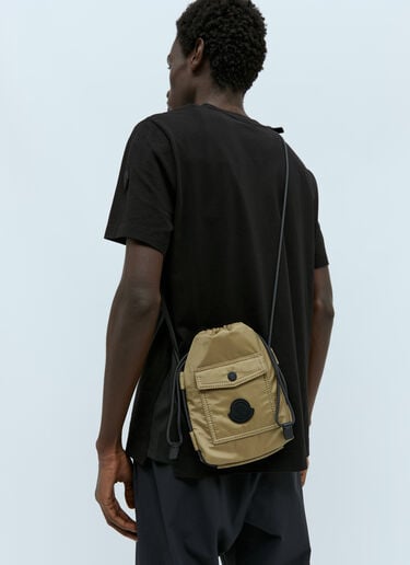 Moncler 마카이오 크로스바디 백 카키 mon0155051