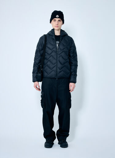 ロゴプリント スウェットシャツ Moncler ロゴプリント スウェットシャツ ブラック mon0159021