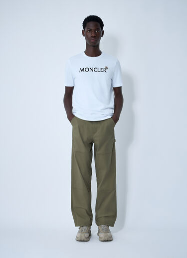 Logo Motif T-Shirt Moncler Logo Motif T-Shirt White mon0161029