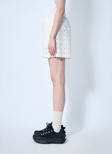 Logo Patch Shorts Moncler Logo Patch Shorts Beige mon0260013