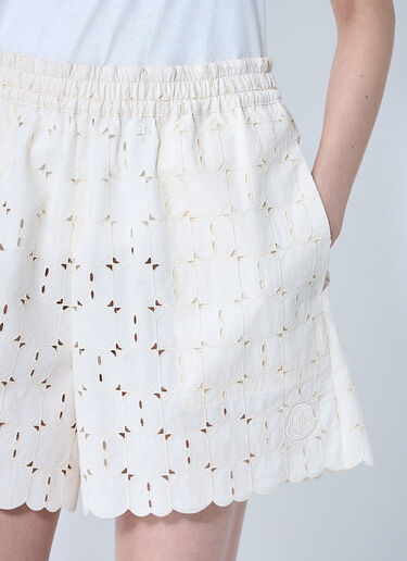 Logo Patch Shorts Moncler Logo Patch Shorts Beige mon0260013
